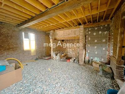 Maison - 196 m² - 16 pièces