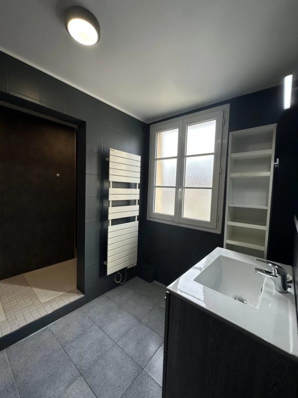 Maison - 122 m² - 7 pièces