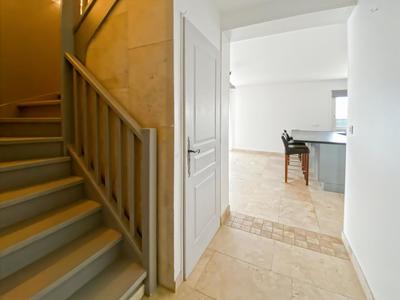 Villa - 186 m² - 8 pièces