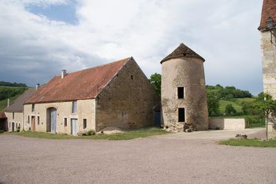 Corps de ferme - 390 m² - 15 pièces