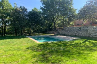 Maison - 180 m² - 6 pièces