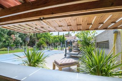 Villa - 230 m² - 9 pièces