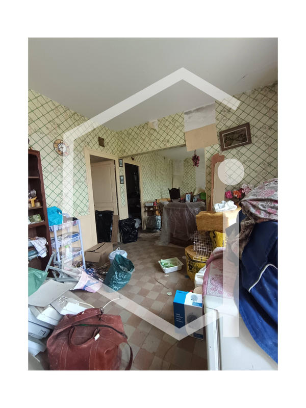 Maison - 96 m² - 7 pièces