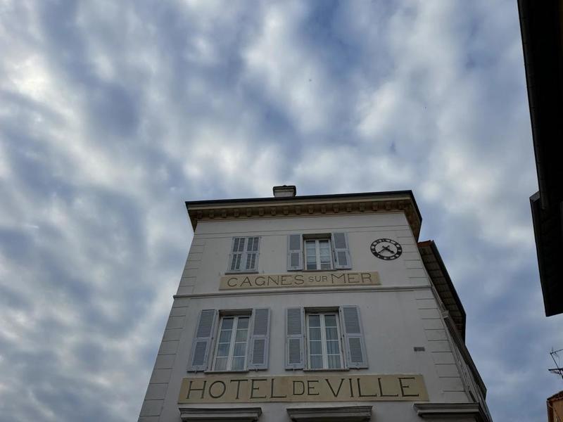 Studio - 30 m² - 2 pièces