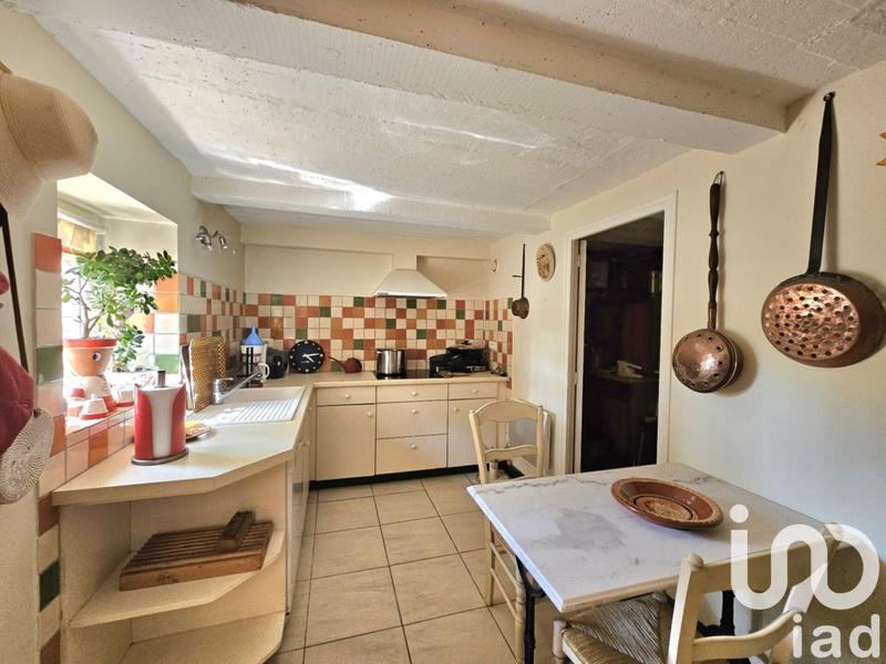 Maison - 220 m² - 8 pièces