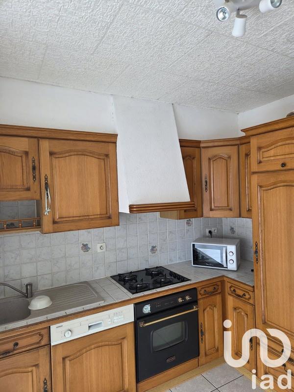 Maison - 92 m² - 5 pièces