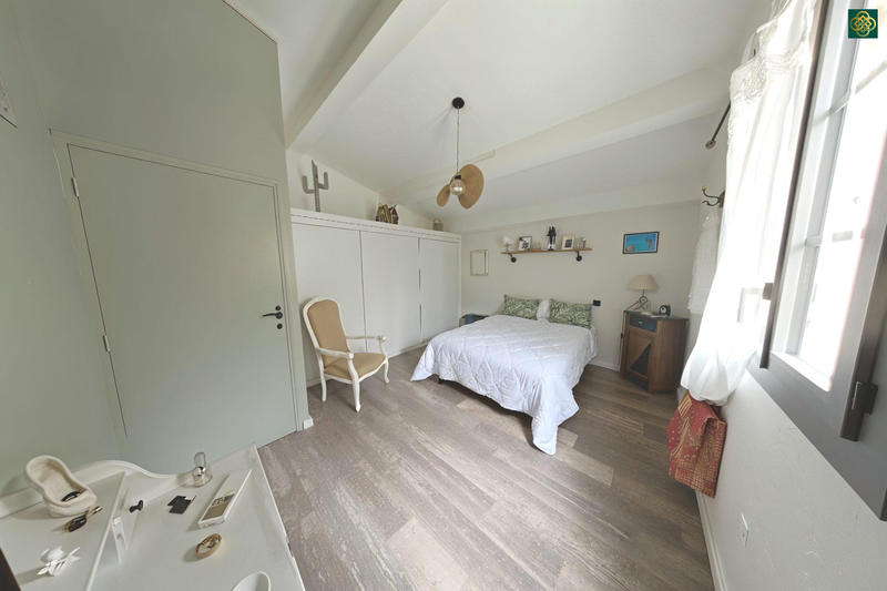 Bastide - 91 m² - 4 pièces