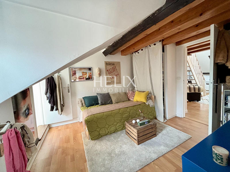 Appartement - 137 m² - 6 pièces