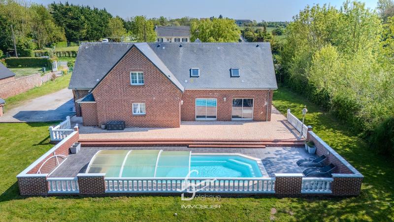 Maison - 167 m² - 5 pièces