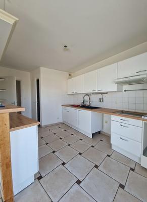 Appartement - 120 m² - 5 pièces