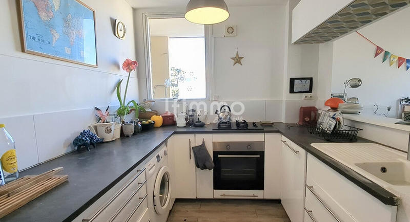 Appartement - 84 m² - 4 pièces