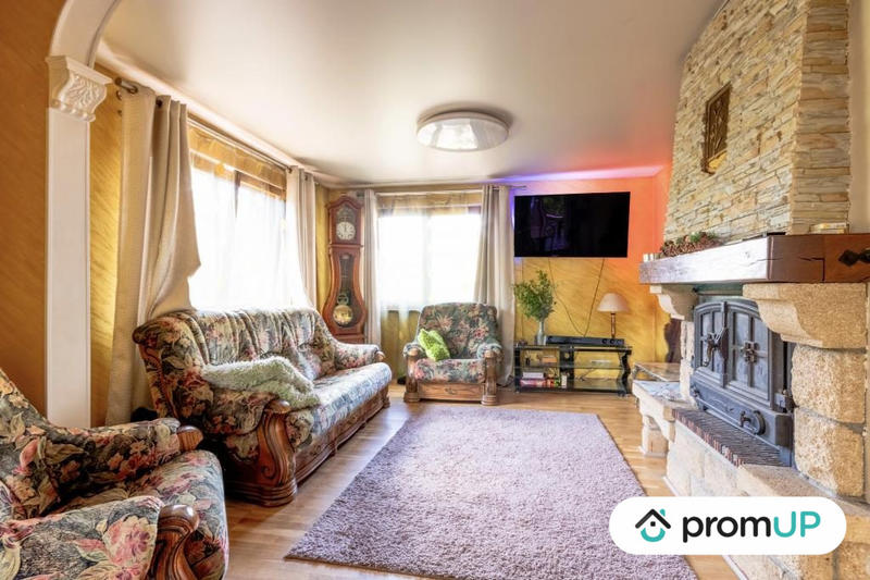 Maison - 200 m² - 7 pièces