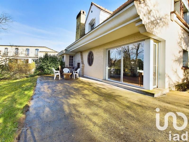 Maison - 163 m² - 7 pièces