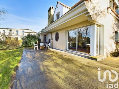 Maison - 163 m² - 7 pièces