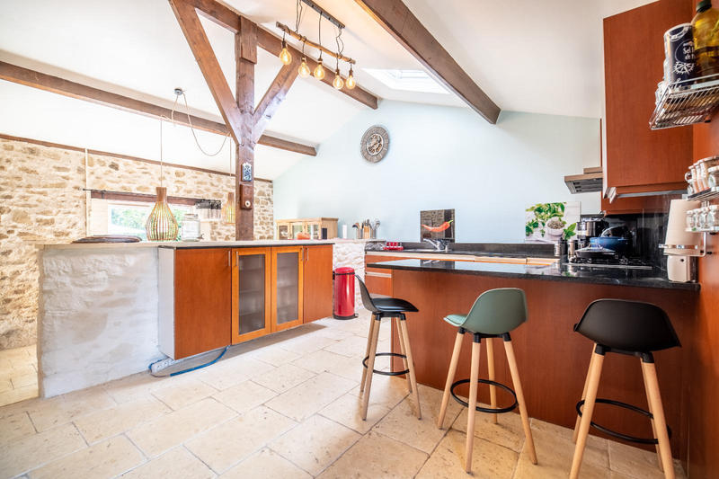 Moulin - 250 m² - 9 pièces