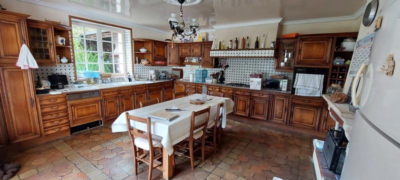 Maison ancienne - 300 m² - 9 pièces
