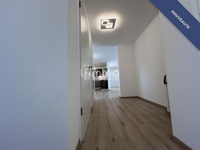 Appartement - 90 m² - 4 pièces