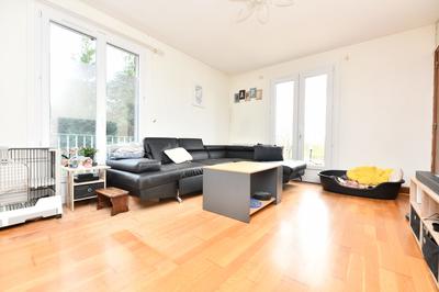 Maison - 82 m² - 4 pièces