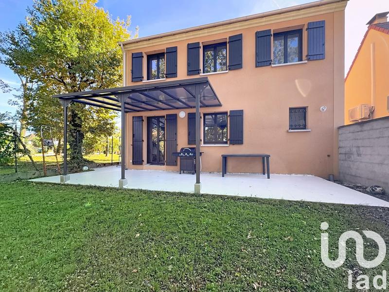 Maison - 110 m² - 6 pièces