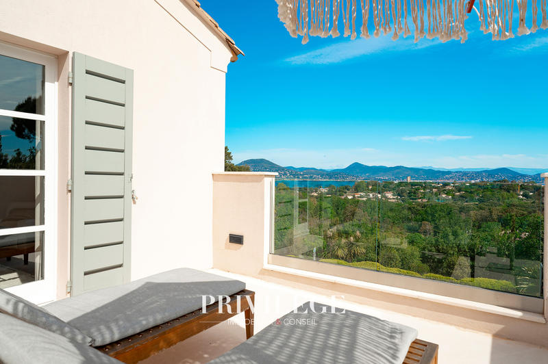 Propriété - 480 m² - 10 pièces