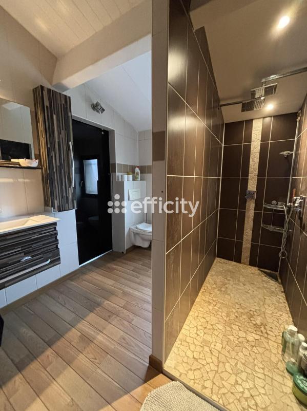 Pavillon - 148 m² - 5 pièces