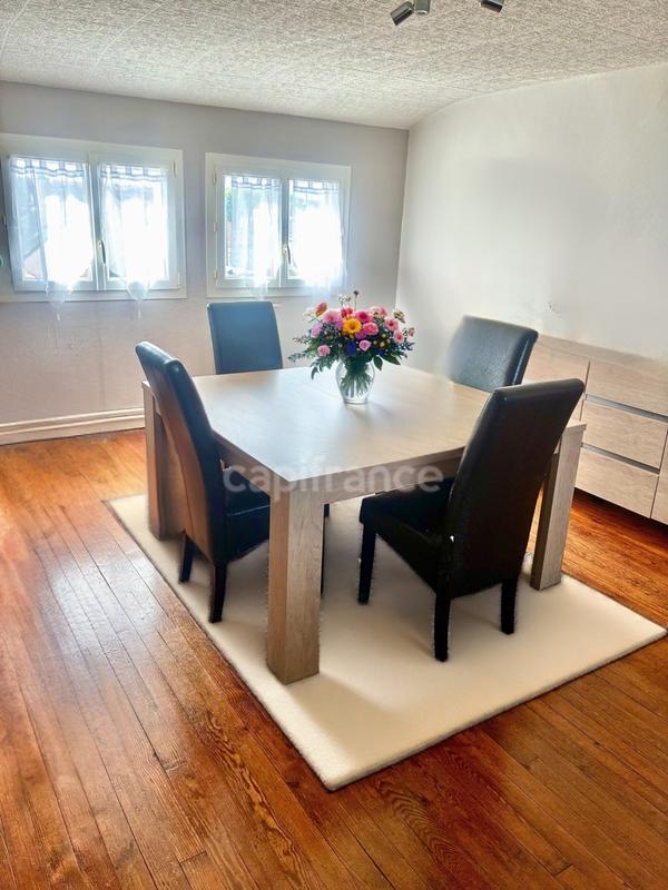 Appartement - 65 m² - 3 pièces