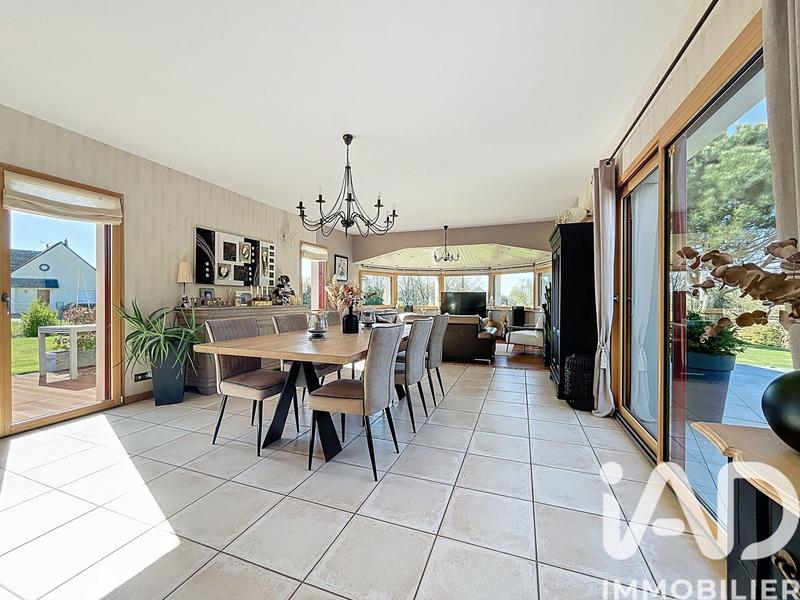Maison - 170 m² - 11 pièces