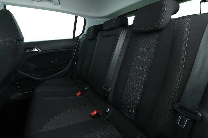 Peugeot 308 1.2 PureTech Allure 110 ch