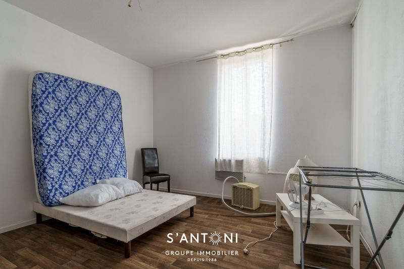 Maison - 544 m² - 5 pièces