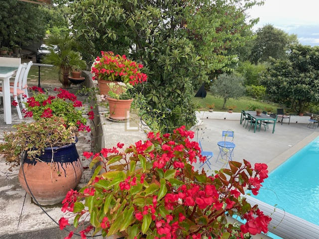 Maison - 170 m² - 7 pièces