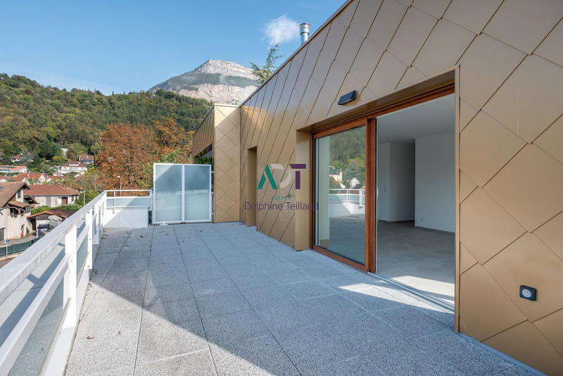 Appartement - 91 m² - 4 pièces