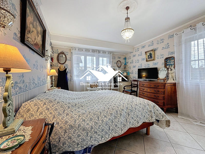 Maison contemporaine - 208 m² - 6 pièces