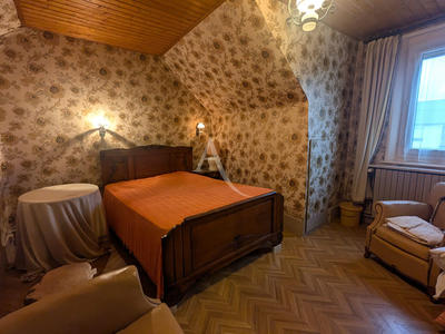 Maison - 96 m² - 4 pièces