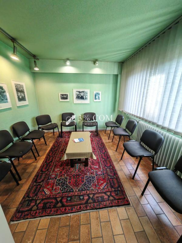 Maison - 293 m² - 12 pièces