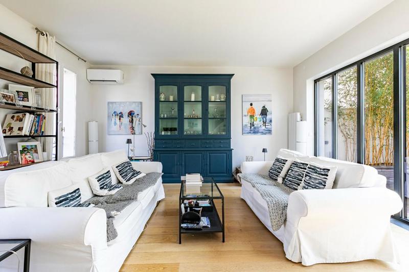 Demeure - 200 m² - 7 pièces