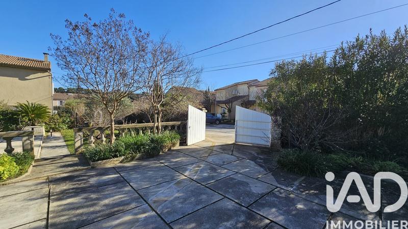 Maison - 195 m² - 9 pièces