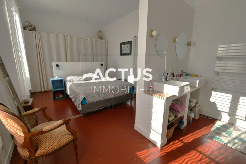 Maison - 130 m² - 4 pièces