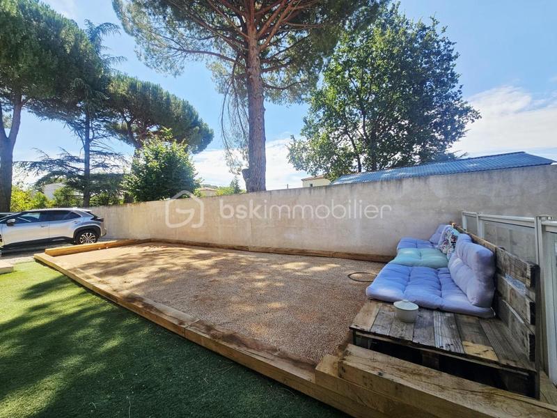 Villa - 192 m² - 9 pièces