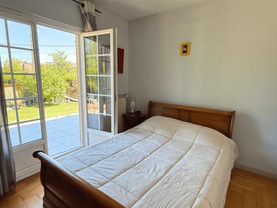 Maison traditionnelle - 98 m² - 5 pièces