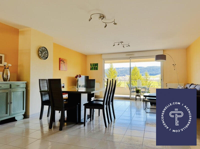 Appartement - 102 m² - 4 pièces