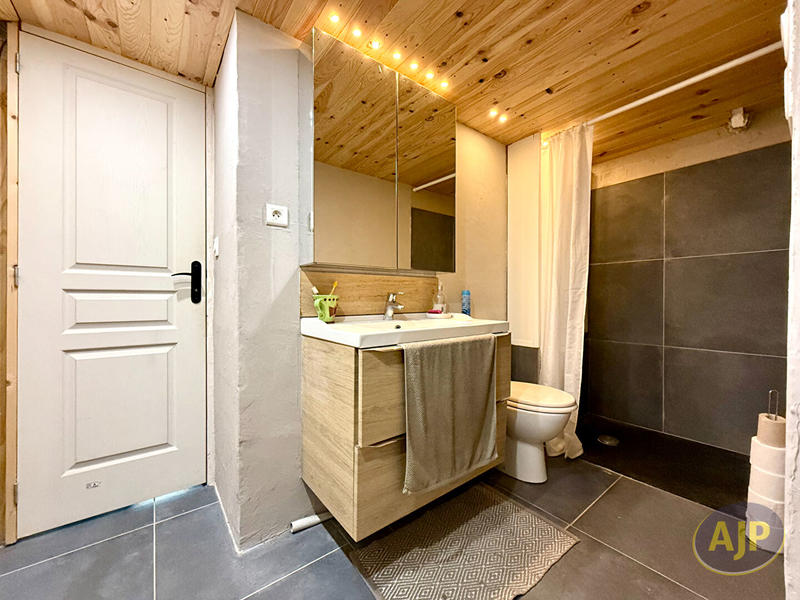 Maison - 136 m² - 6 pièces