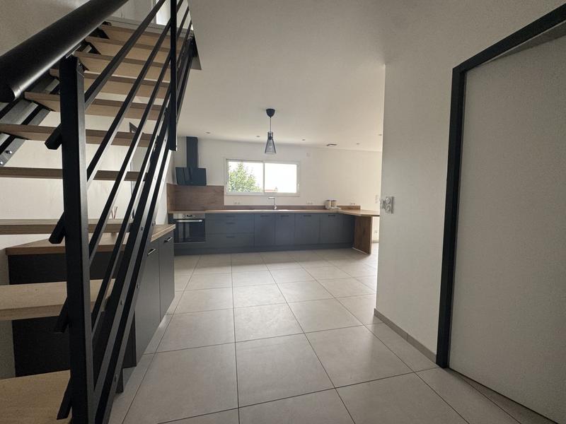 Maison - 105 m² - 5 pièces