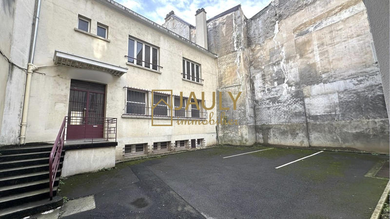 Local commercial - 373 m²
