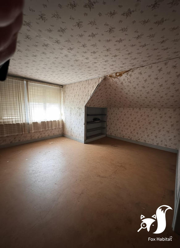 Maison - 101 m² - 6 pièces