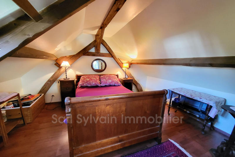 Maison - 170 m² - 9 pièces