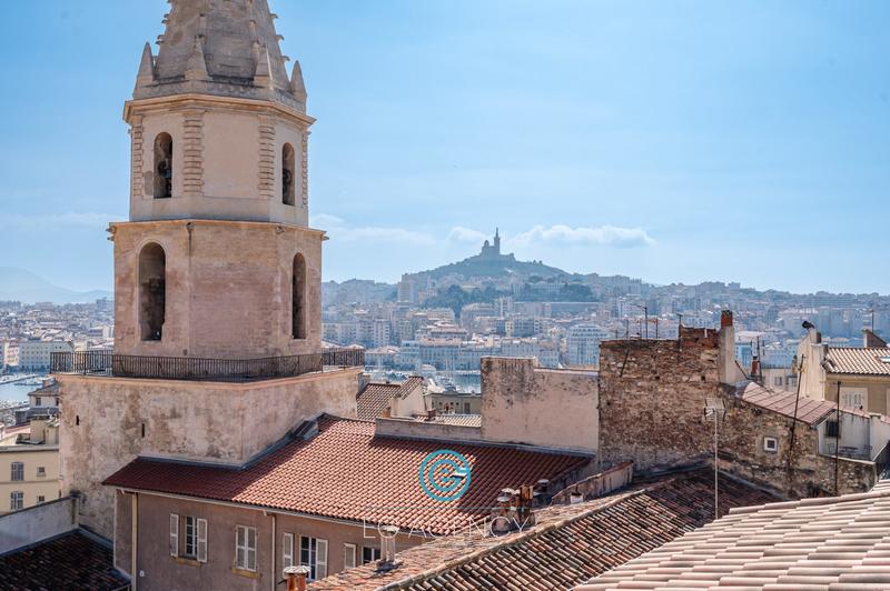 Appartement - 115 m² - 4 pièces