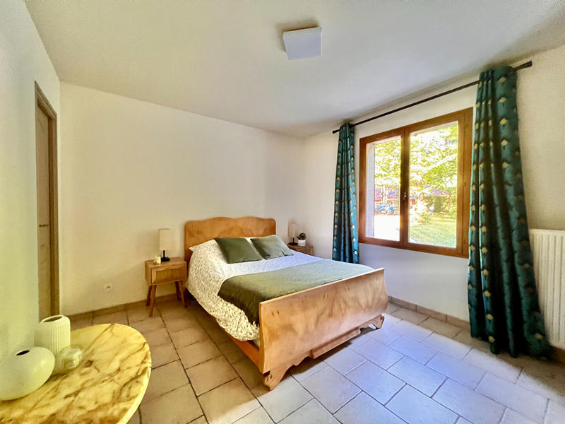 Maison - 167 m² - 6 pièces