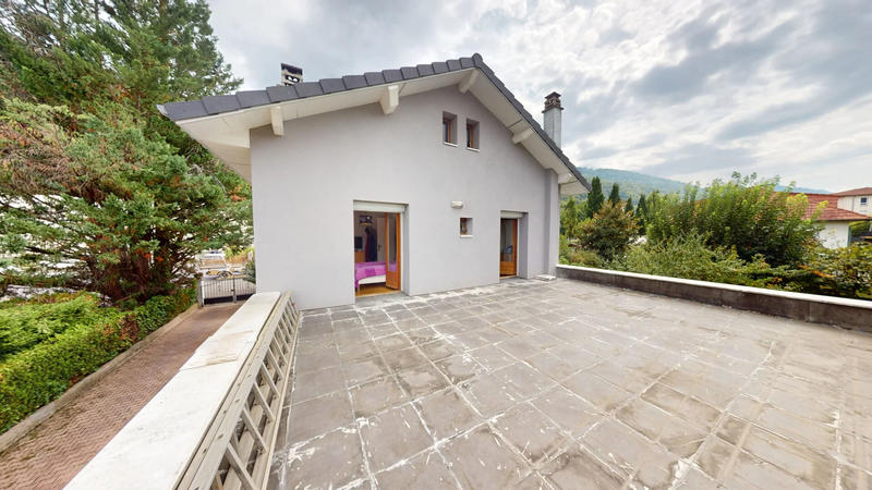 Maison - 152 m² - 6 pièces