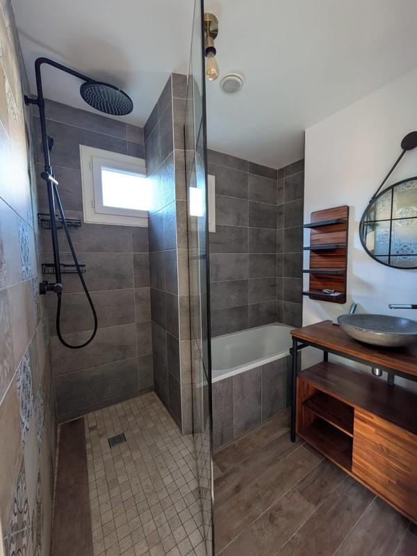 Maison - 94 m² - 5 pièces