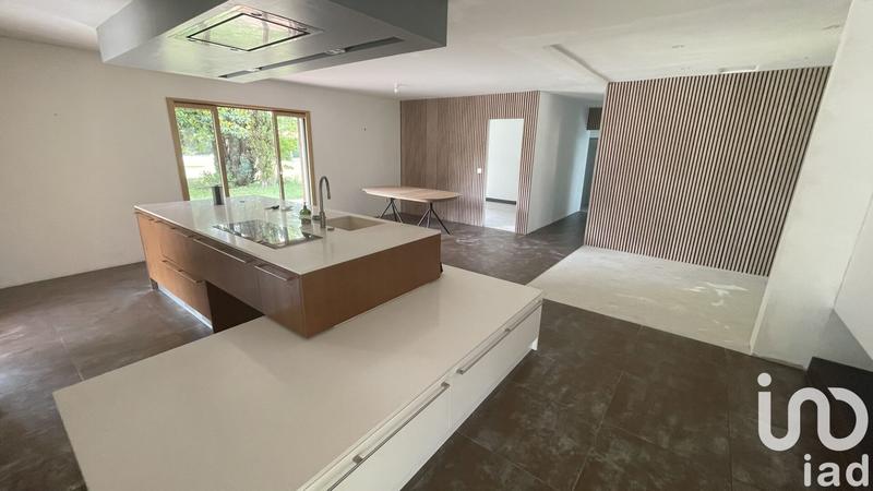 Maison - 145 m² - 7 pièces